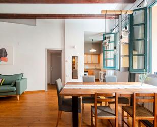 Dining room of Flat to rent in  Barcelona Capital  with Air Conditioner, Heating and Private garden