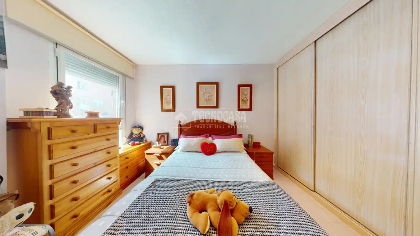 Habitación de Piso en venta en Azuqueca de Henares con Calefacción