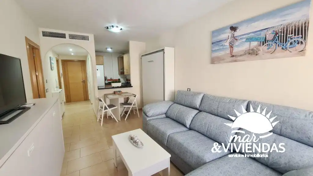 Apartment with lift for sale in Calle Joaquín Escobar 36