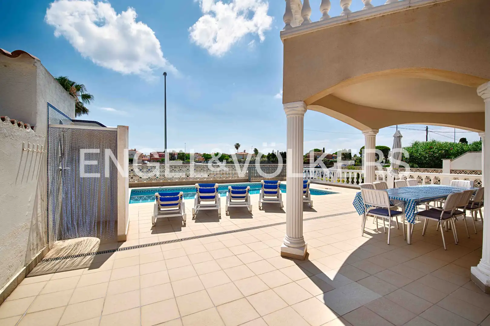 Casa con piscina en venta en Carrer Pení, imagen 6