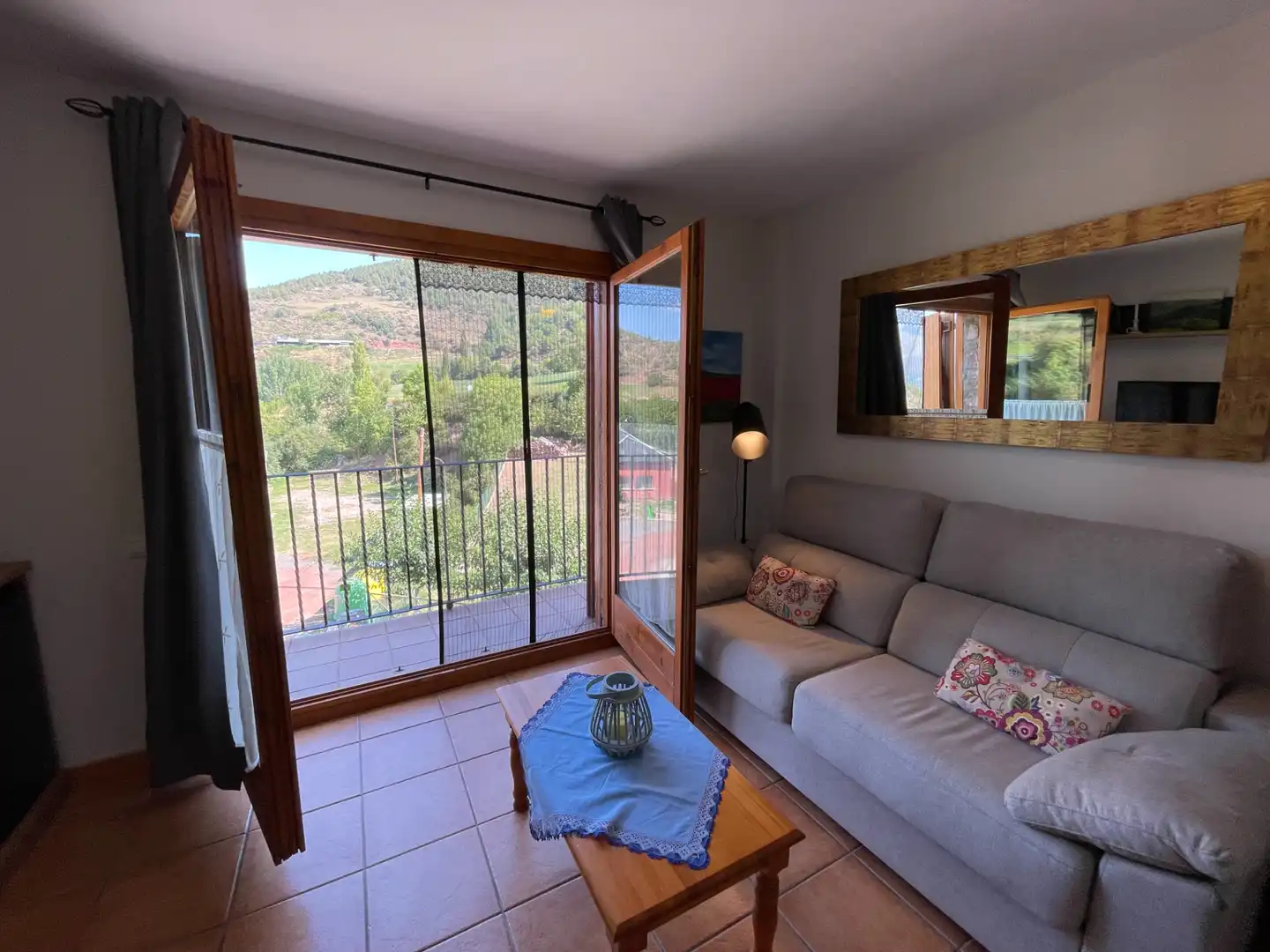 Apartament amb terrassa en venda a Carrer Unica; Vilamur 8, imagen 25