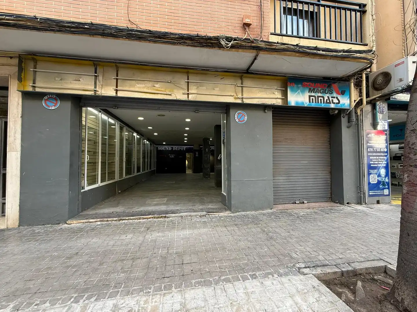 Local comercial en venta en Carrer de les Illes Canàries, imagen 29