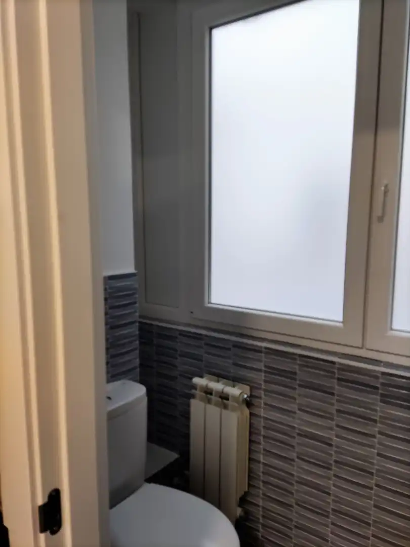 Bany de Pis de lloguer en Rondilla