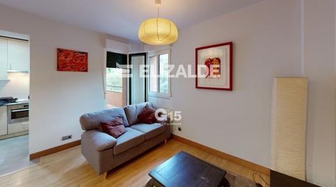 Foto 2 de Piso en venta en Parke Kalea, Kaputxinoak / Capuchinos - Galtzaraborda, Errenteria