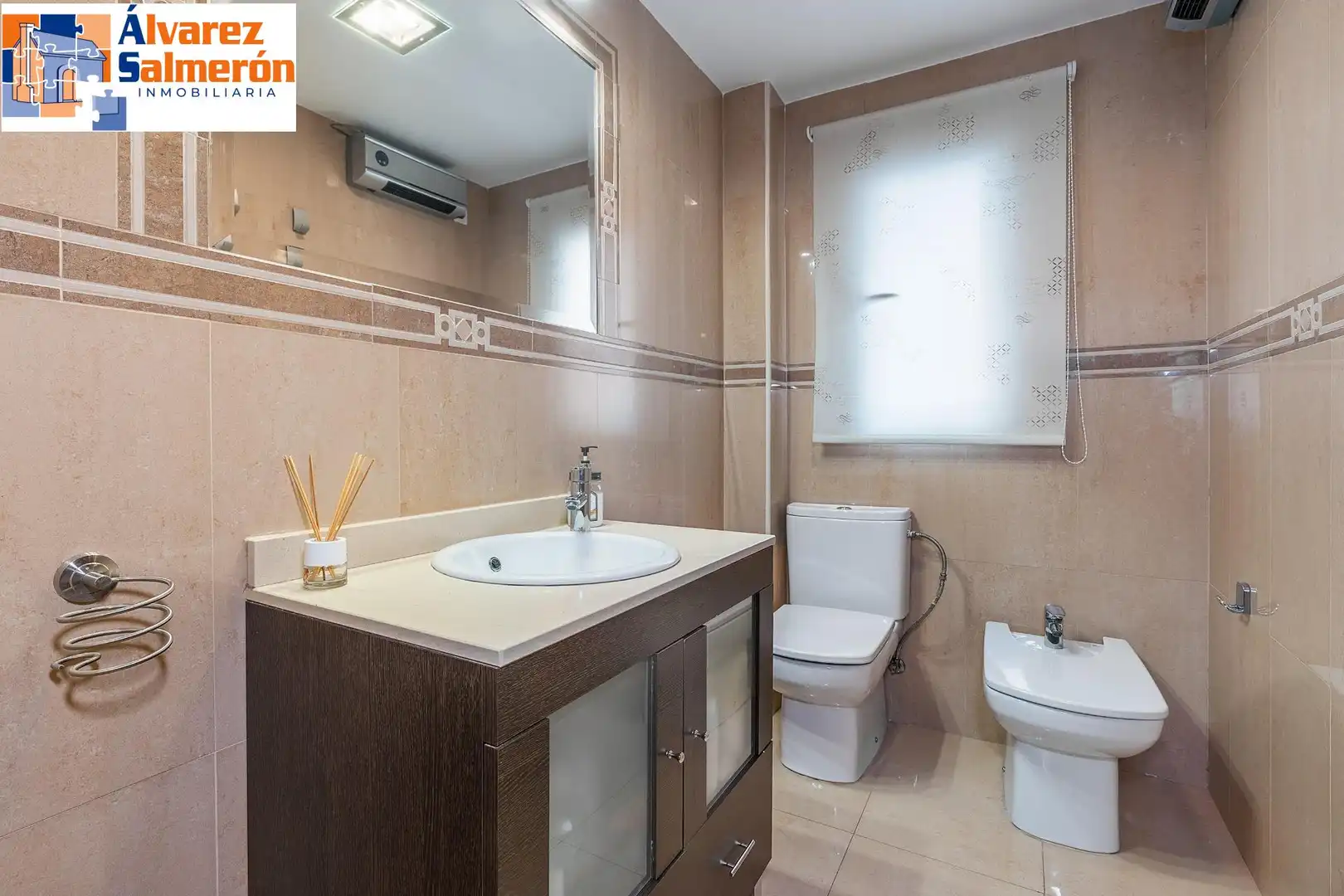 Bathroom of Flat for sale in Ronda