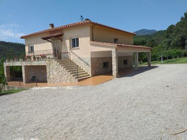 Detached house with garden for sale in Sant Feliu de Buixalleu