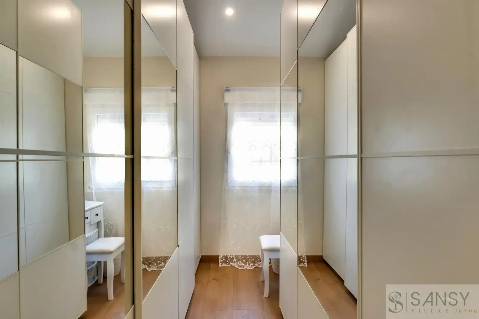 Houses for sale in Jávea / Xàbia  with Air Conditioner, Heating and Storage room