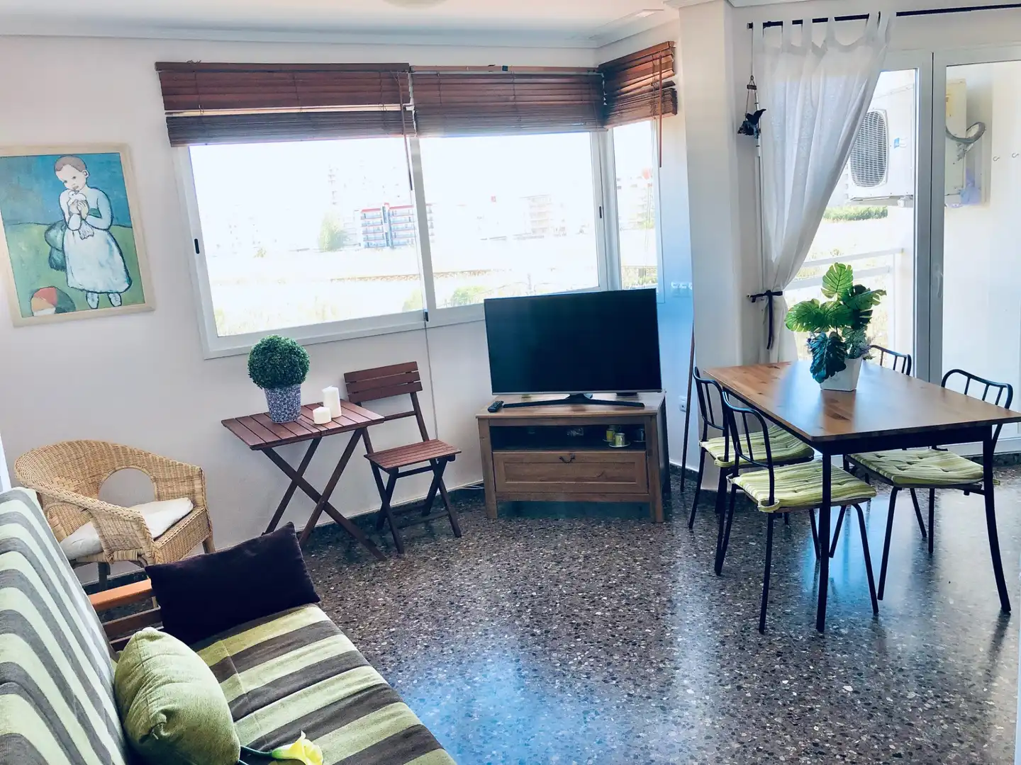 Sala d'estar de Apartament en venda en Peñíscola / Peníscola amb Calefacció, Moblat i Forn