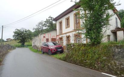 Vista exterior de Casa o xalet en venda en Grado