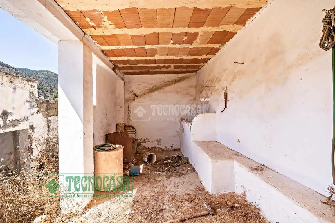 Casa o chalet en venta en Tolox