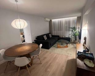 Sala d'estar de Apartament per a compartir en  Madrid Capital amb Aire condicionat i Terrassa