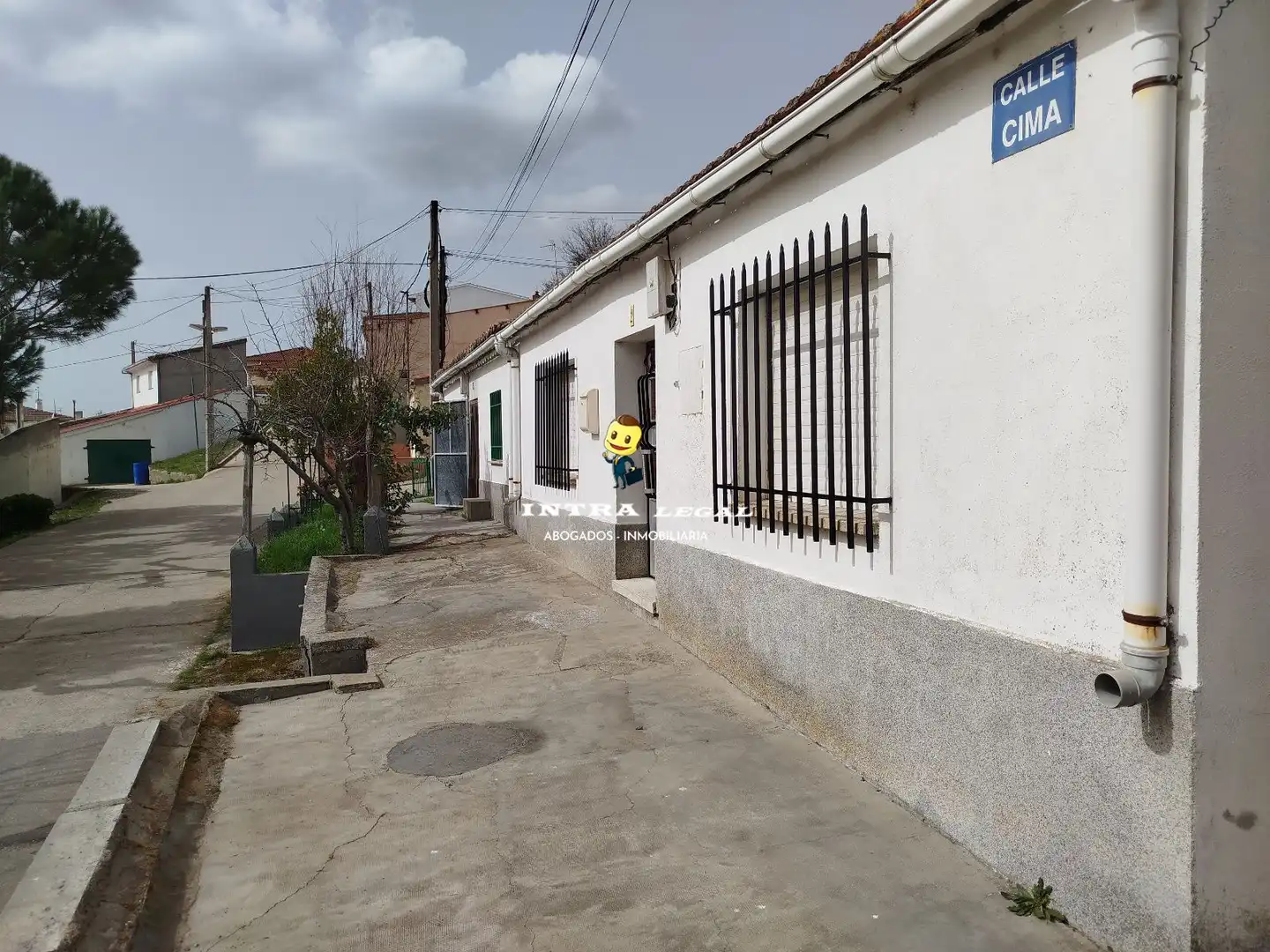 Vista exterior de Casa o chalet en venta en Matilla de los Caños del Río con Calefacción, Trastero y Piscina