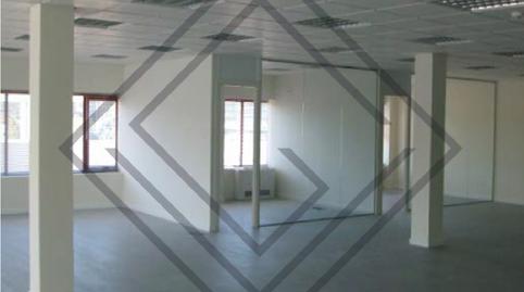 Foto 2 de Edifici en venda a Zona Industrial, Madrid