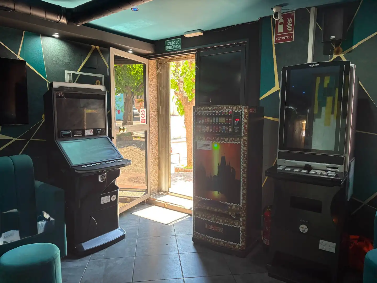 Local comercial en traspaso en Sant Vicenç Dels Horts, imagen 11