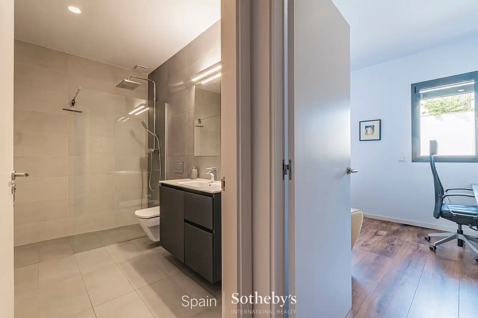 Baño de Ático en venta en Sant Just Desvern con Aire acondicionado, Terraza y Trastero
