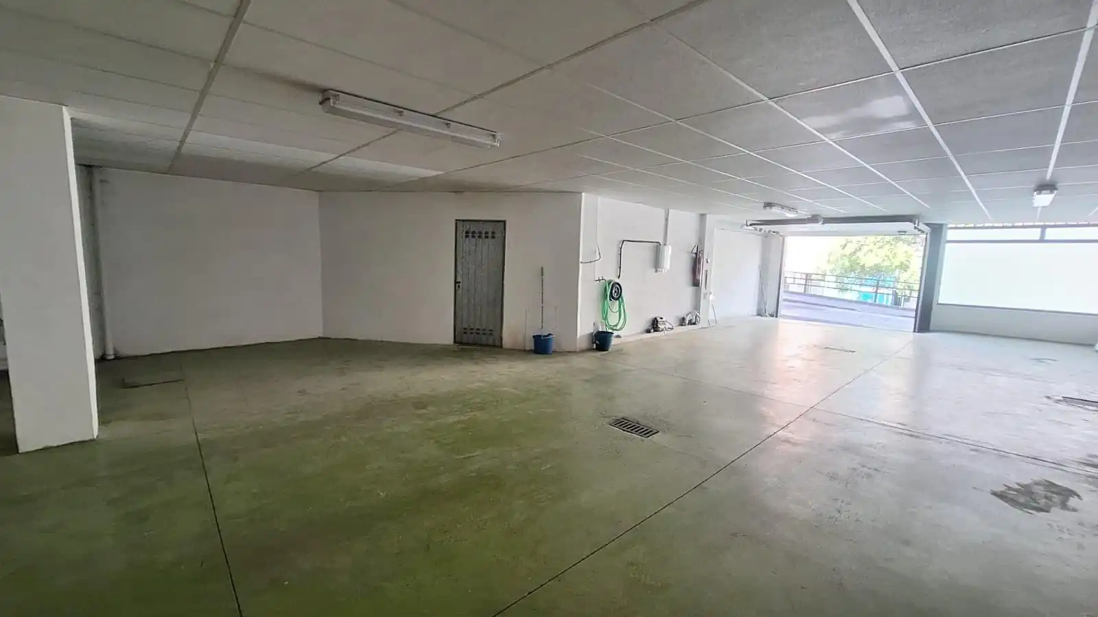 Parkplatz von Wohnung zum Verkauf in Ponferrada mit Heizung