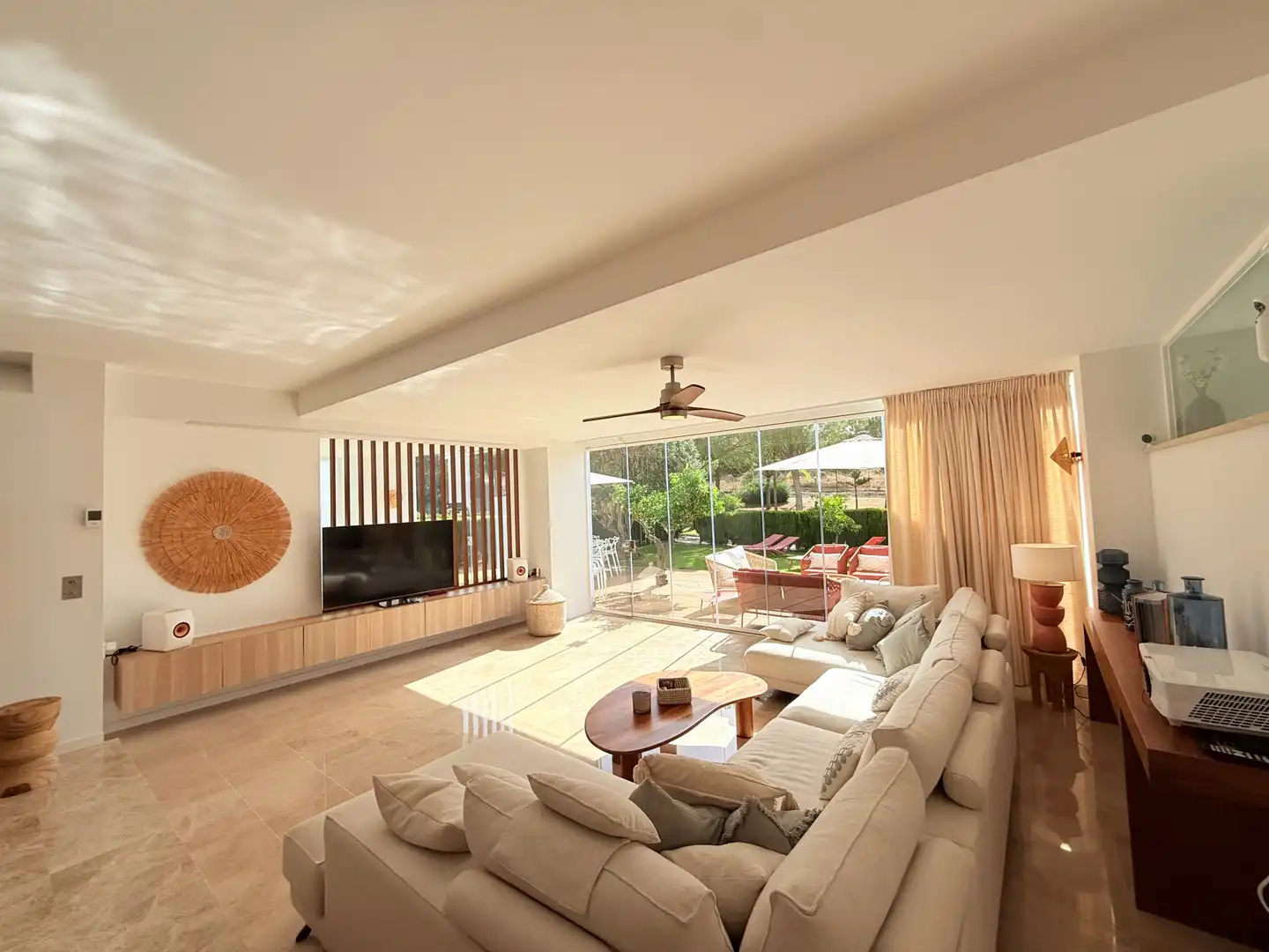 Wohnzimmer von Einfamilien-Reihenhaus zur Miete in Las Chapas - El Rosario