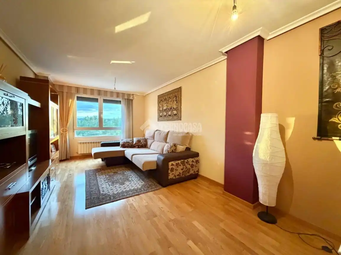 Living room of Flat for sale in Palencia  with Heating, Terrace and Storage room