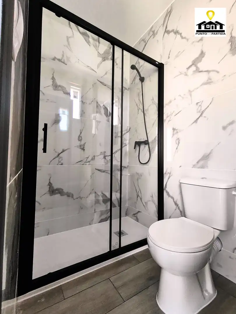 Baño de Finca rústica en venta en Las Cabezas de San Juan