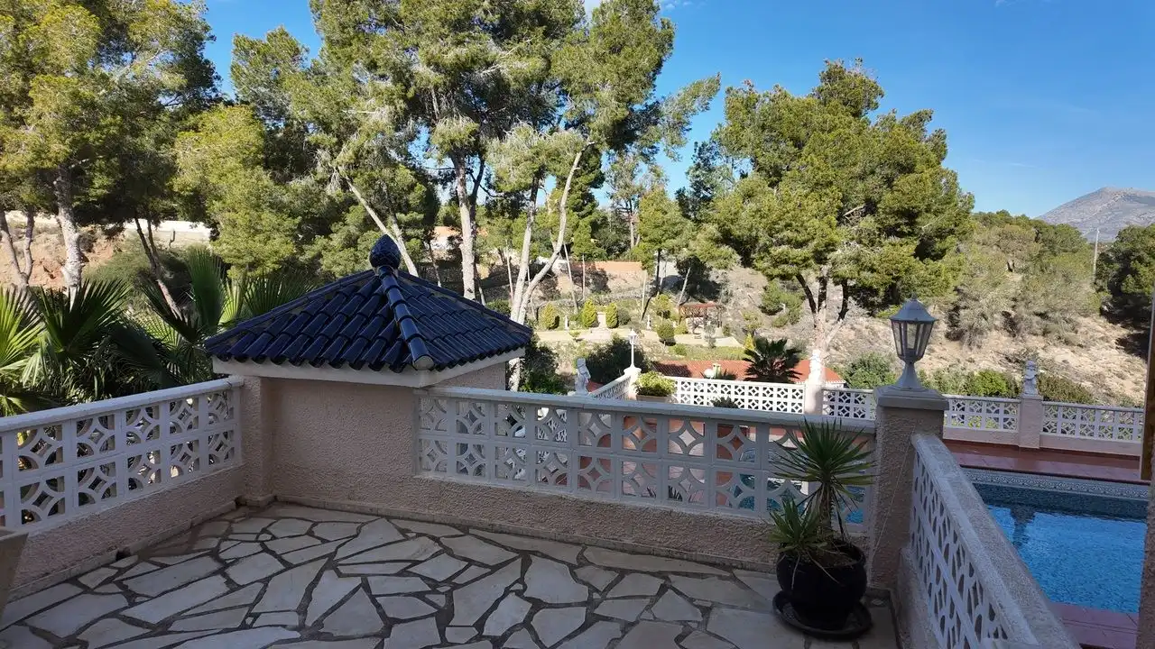 Jardín de Casa o chalet en venta en L'Alfàs del Pi con Aire acondicionado, Calefacción y Jardín privado