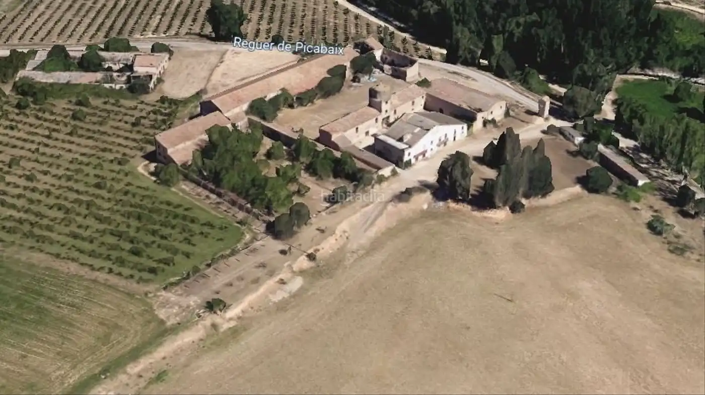 Terreno rústico en venta en Vial Camino 32