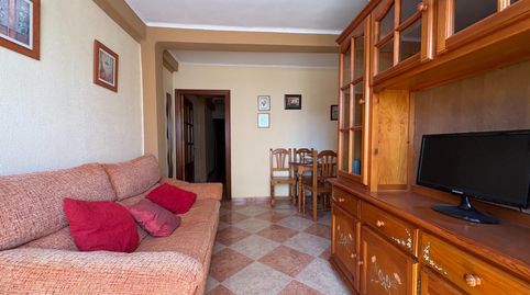 Foto 4 de Piso en venta en Calle Frigiliana, Girón - Las Delicias, Málaga Capital