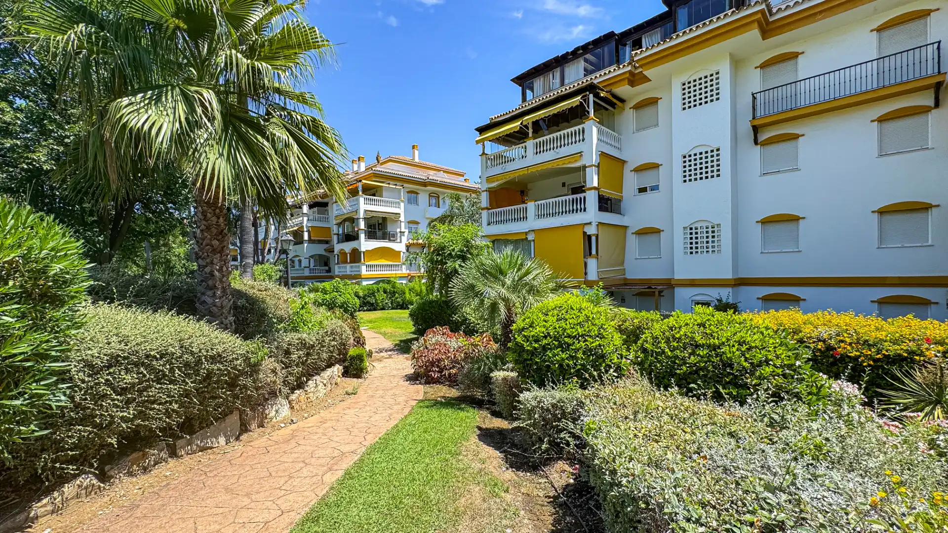 Apartments for rent in Conjunto la Dama de Noche, 14, La Dama de Noche - La Alzambra