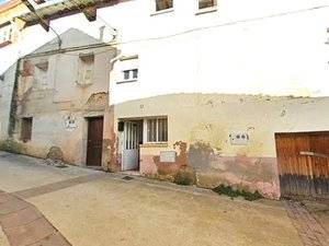 Casa-chalet en Venta en Calle la Iglesia en Cañas