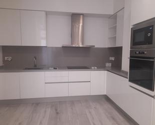 Cuina de Planta baixa de lloguer en Sant Boi de Llobregat amb Aire condicionat i Calefacció