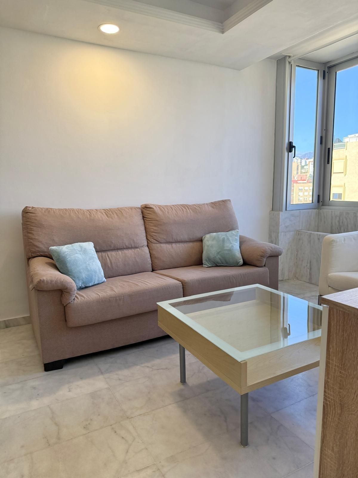 Sala d'estar de Pis de lloguer en  Santa Cruz de Tenerife Capital amb Aire condicionat