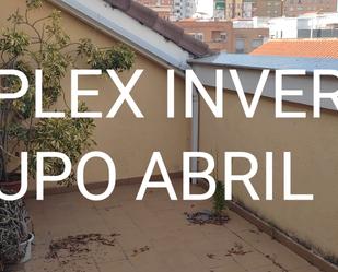 Exterior view of Duplex for sale in Badajoz Capital  with Air Conditioner and Terrace