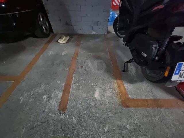 Garaje en Venta en Ponent