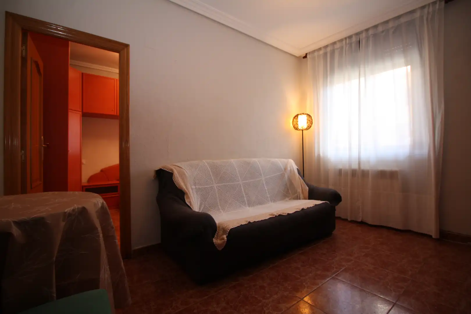 Habitación de Piso de alquiler en Valladolid con Amueblado, Lavadora y Microondas
