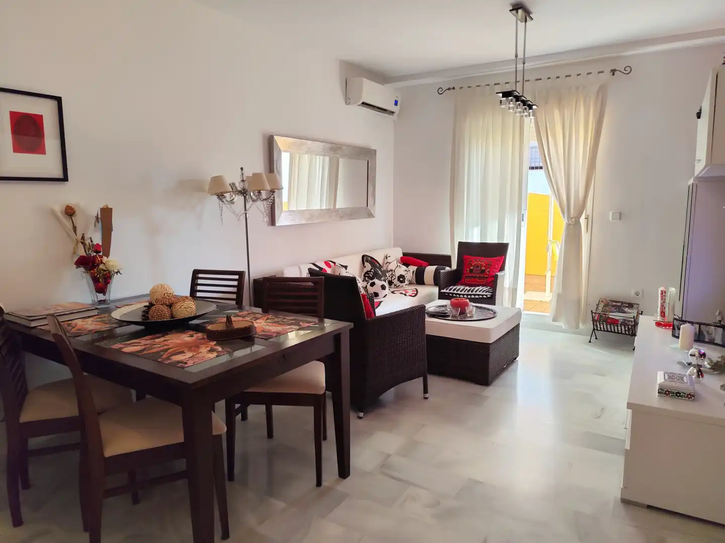 Wohnzimmer von Dachboden zur Miete in Sanlúcar de Barrameda mit Klimaanlage, Heizung und Terrasse