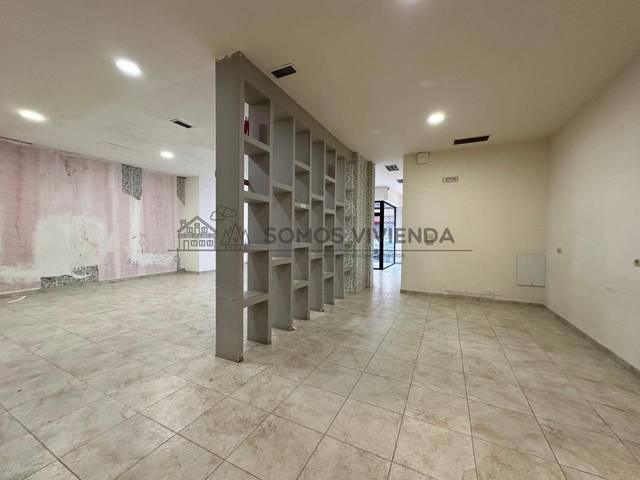 Local comercial en Alquiler en Centro
