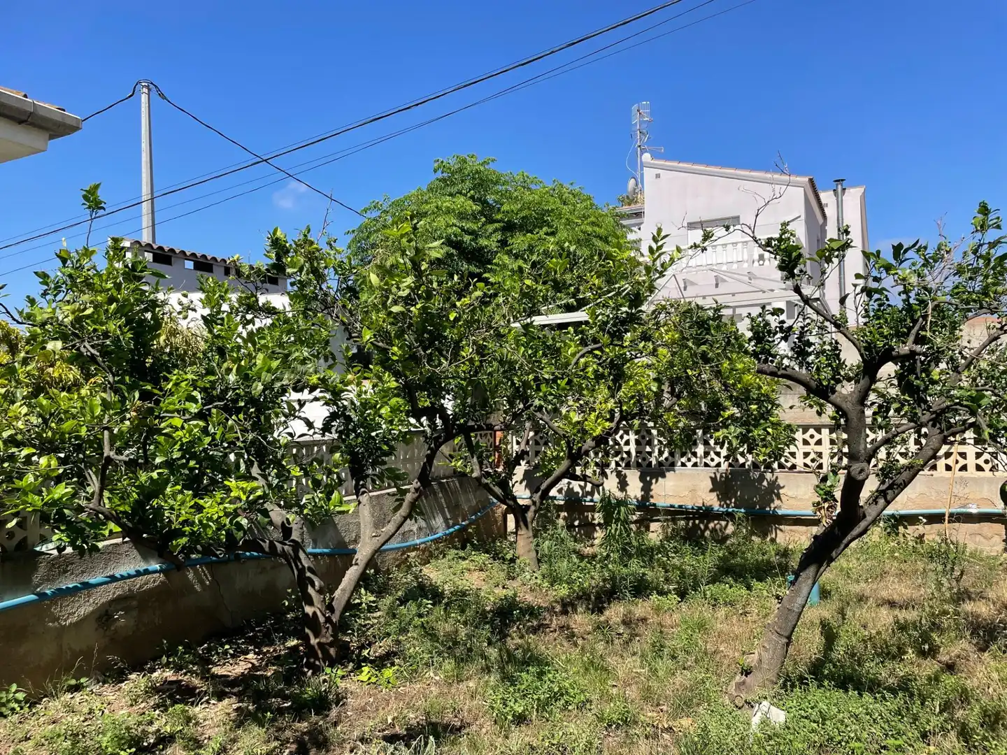 Vista exterior de Casa o xalet en venda en Vinaròs amb Calefacció, Jardí privat i Terrassa