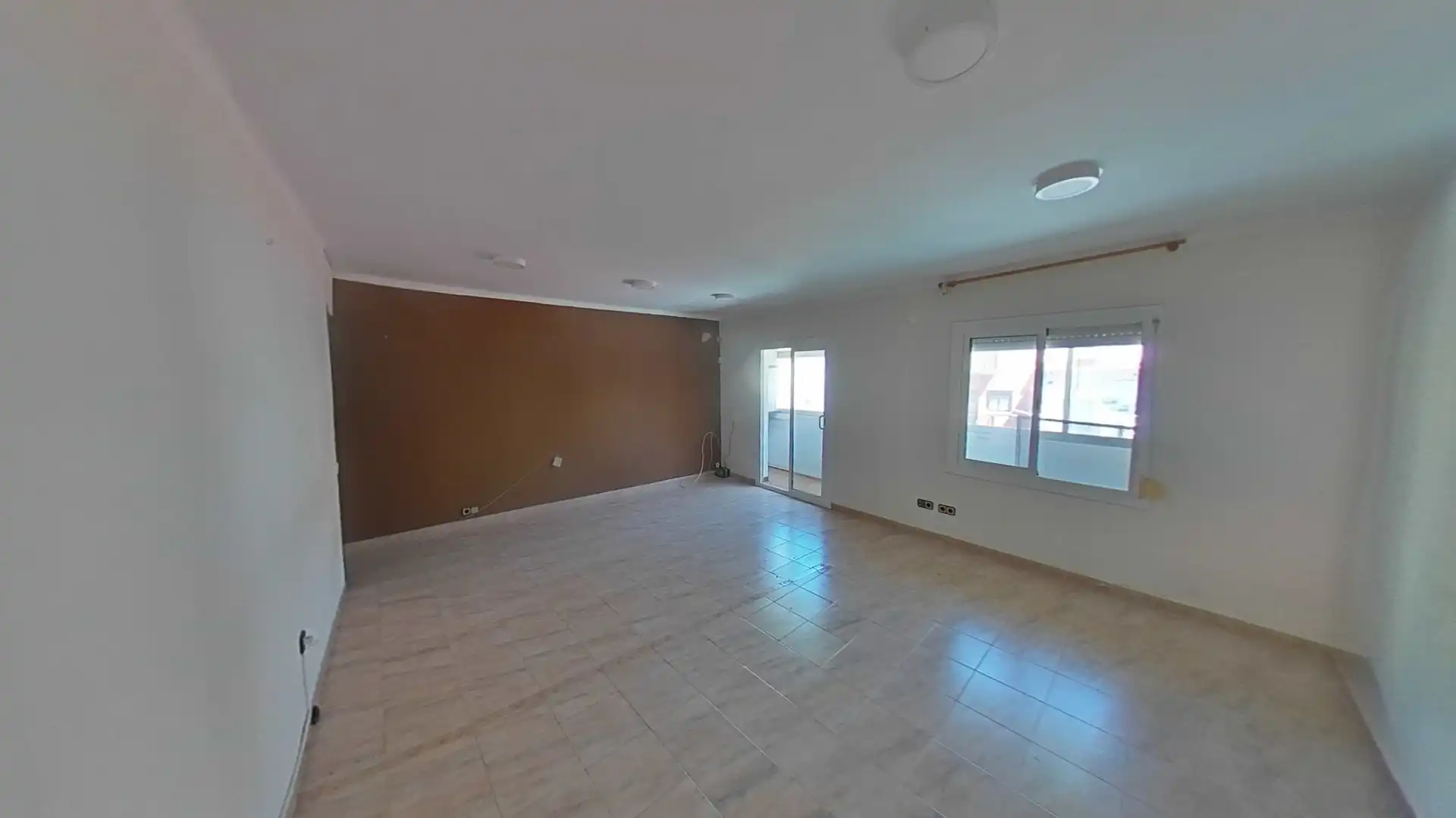 Sala d'estar de Pis en venda en Badalona amb Balcó