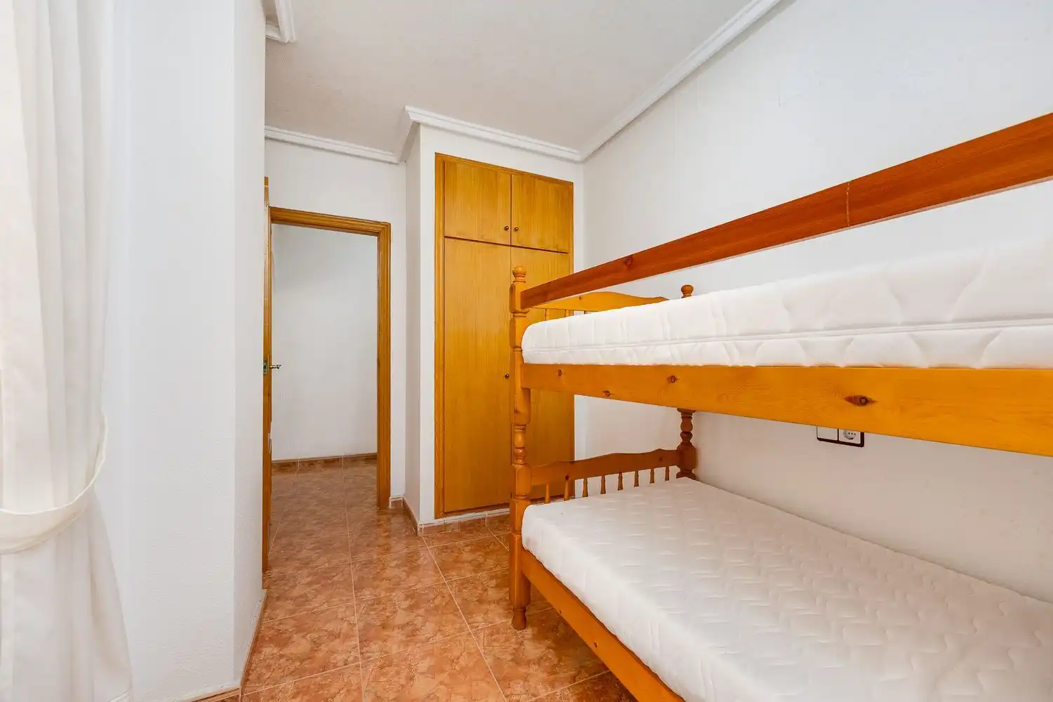 Piso con terraza en venta en Avenida Diego Ramírez Pastor 192, imagen 27