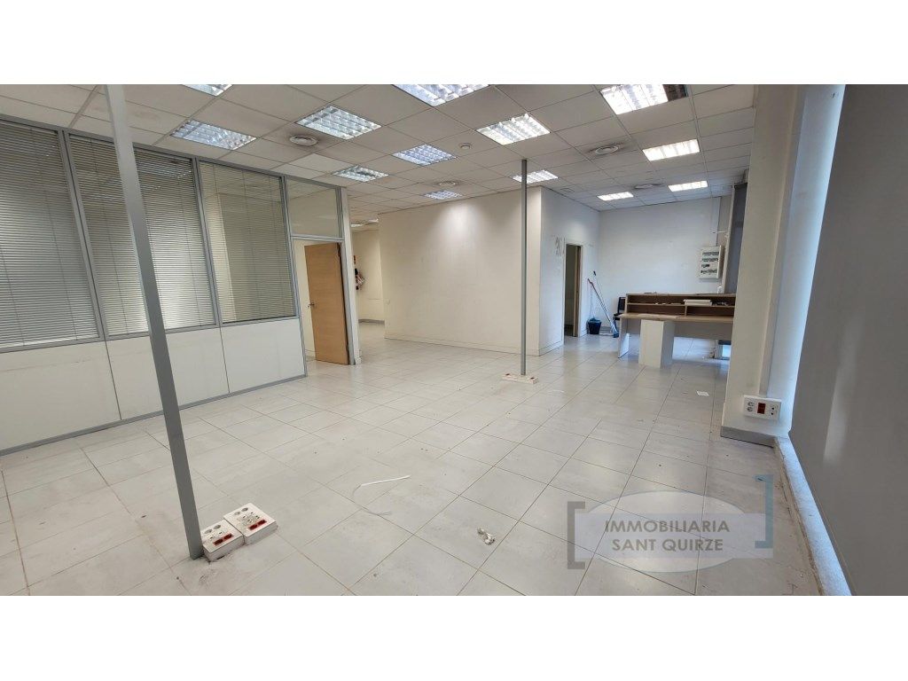 Exterior view of Premises to rent in Sabadell
