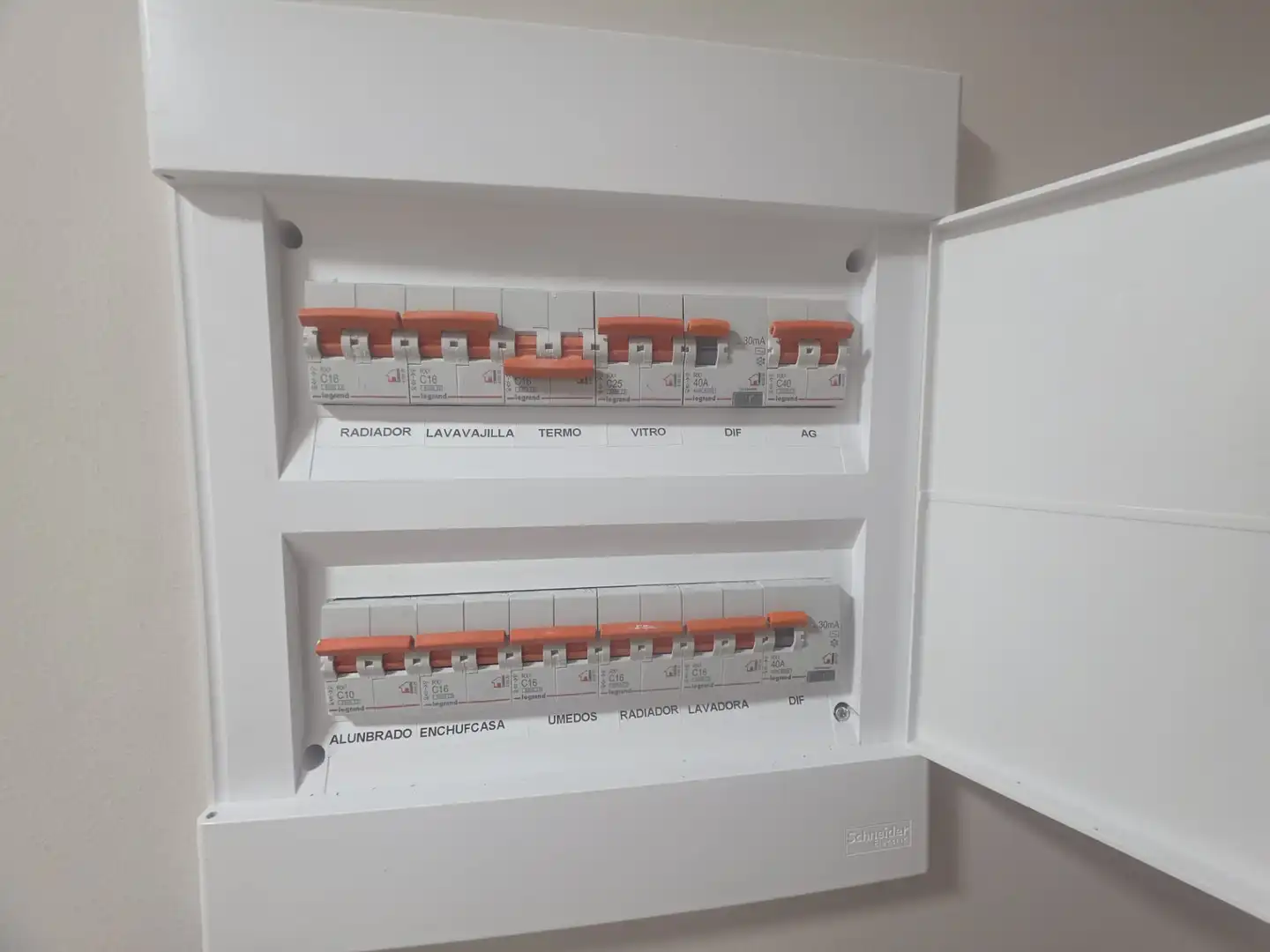 Flat for sale in Madrid  with Heating, Oven and Washing machine