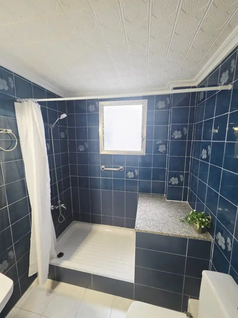 Bathroom of Flat for rent in Vila-real  with Storage room, Furnished and Oven