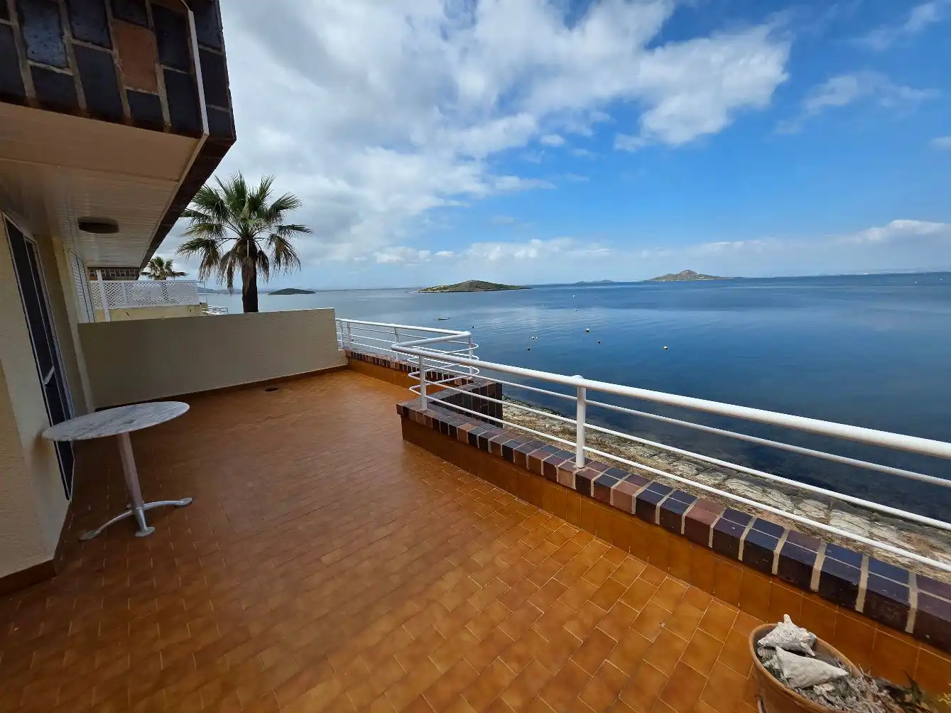 Terraza de Apartamento en venta en La Manga del Mar Menor con Aire acondicionado, Terraza y Trastero