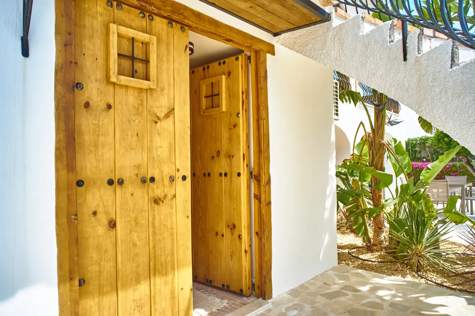 Vista exterior de Edificio en venta en Jávea / Xàbia