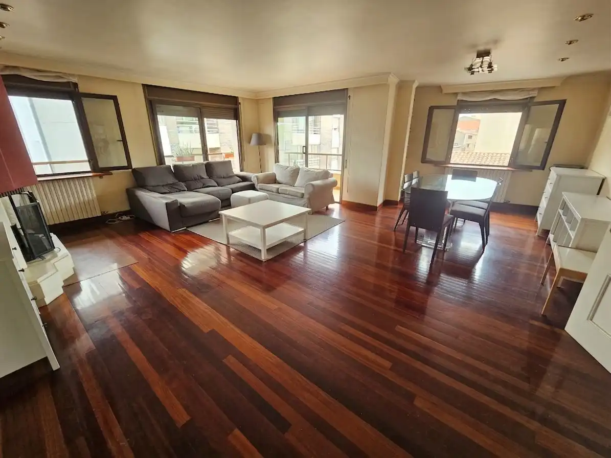 Duplex con ascensore in vendita a Centre