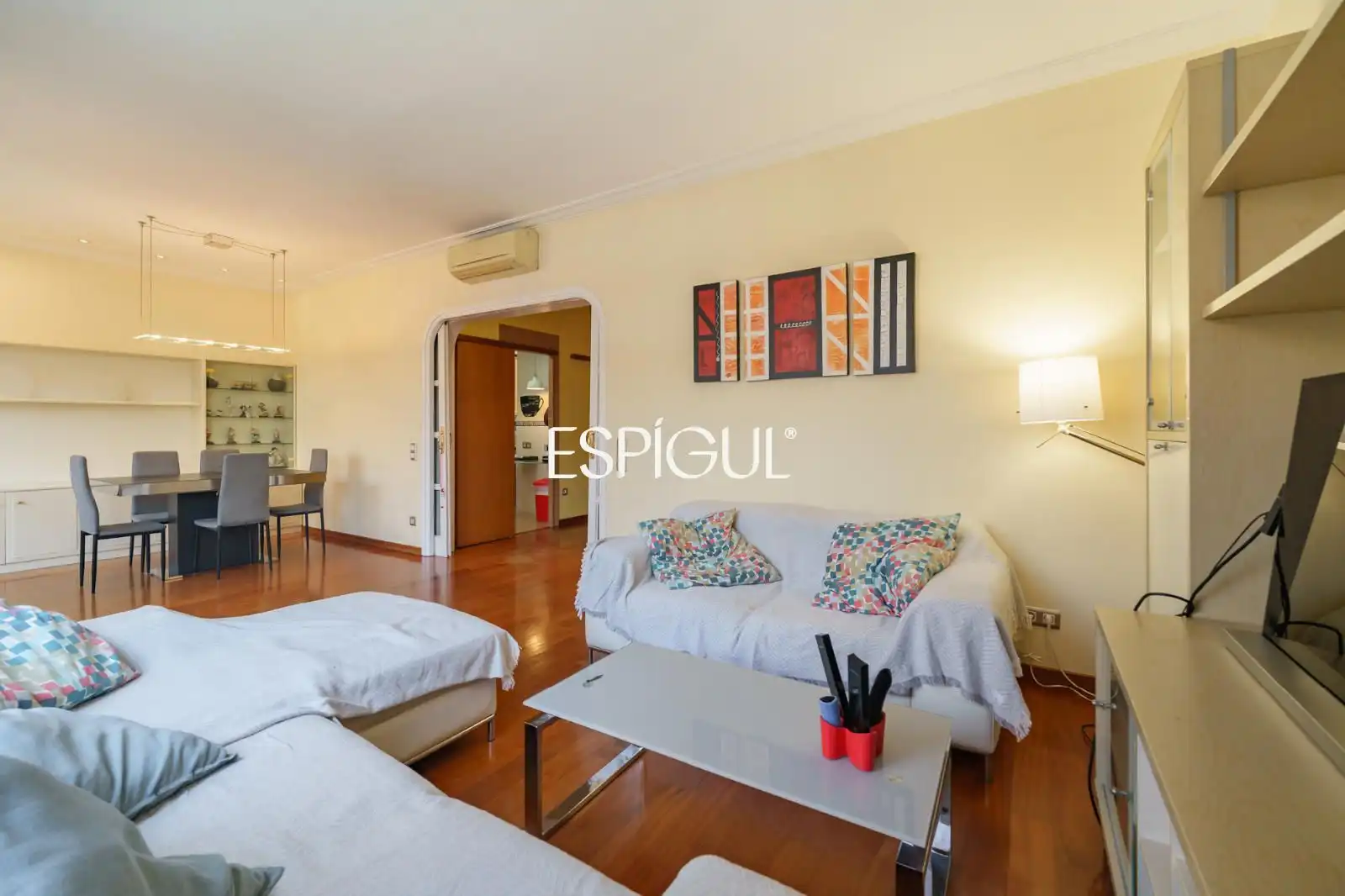 Sala de estar de Piso en venta en Barcelona con Aire acondicionado, Calefacción y Parquet