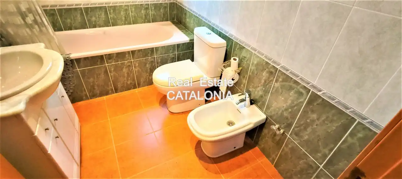 Bany de Casa o xalet en venda en Lloret de Mar amb Aire condicionat, Calefacció i Jardí privat
