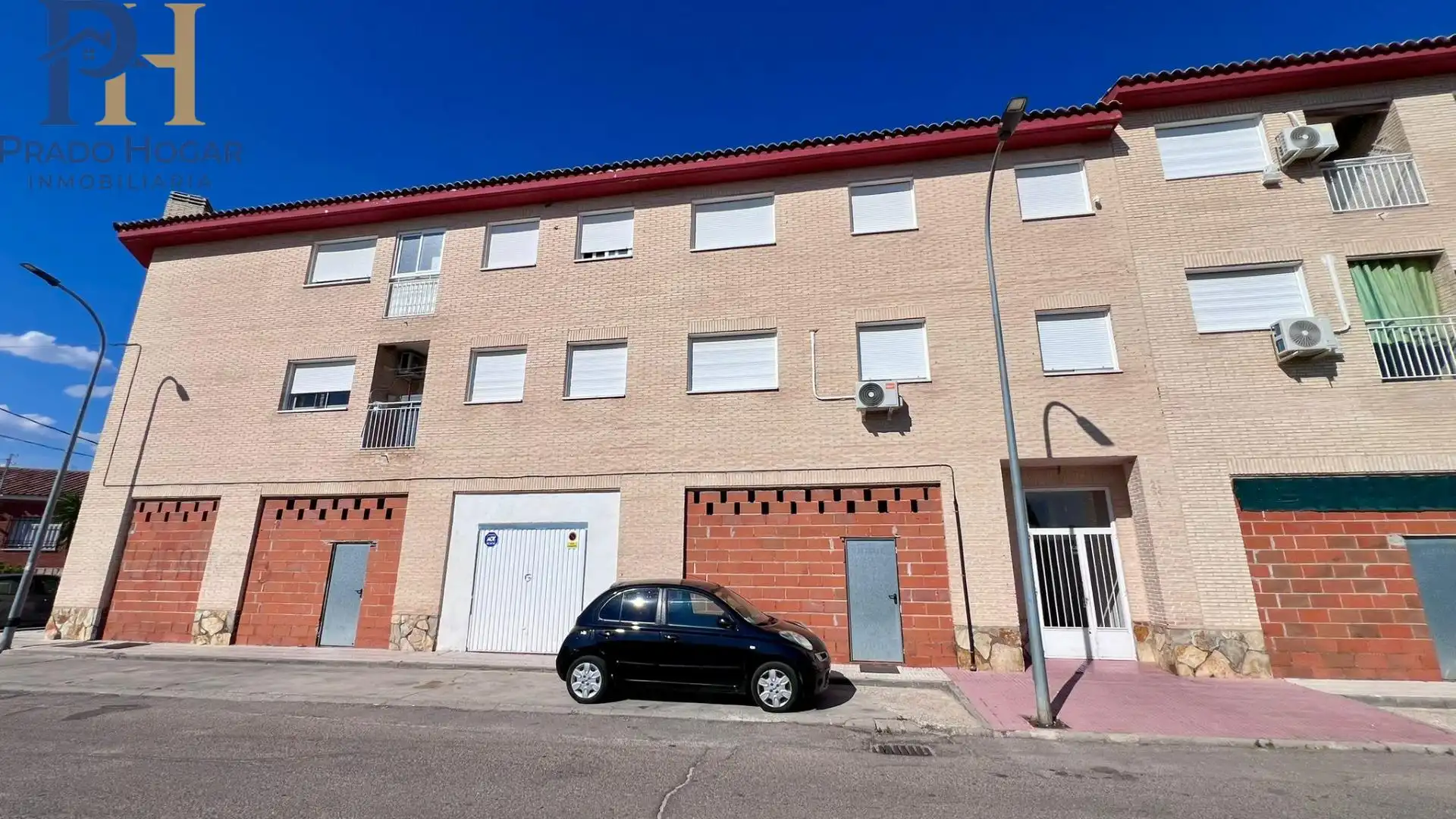 Exterior view of Flat for sale in El Casar de Escalona  with Heating, Balcony and Community pool