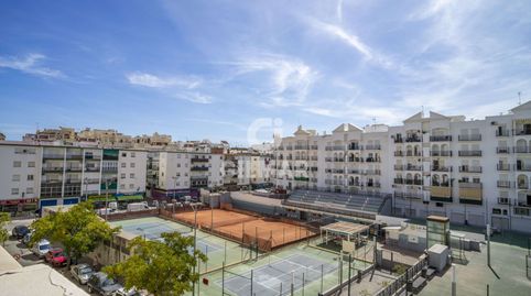 Foto 3 de Apartamento en venta en Puerto de Estepona, Estepona