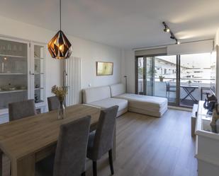 Living room of Flat for sale in  Barcelona Capital  with Air Conditioner, Parquet flooring and Terrace