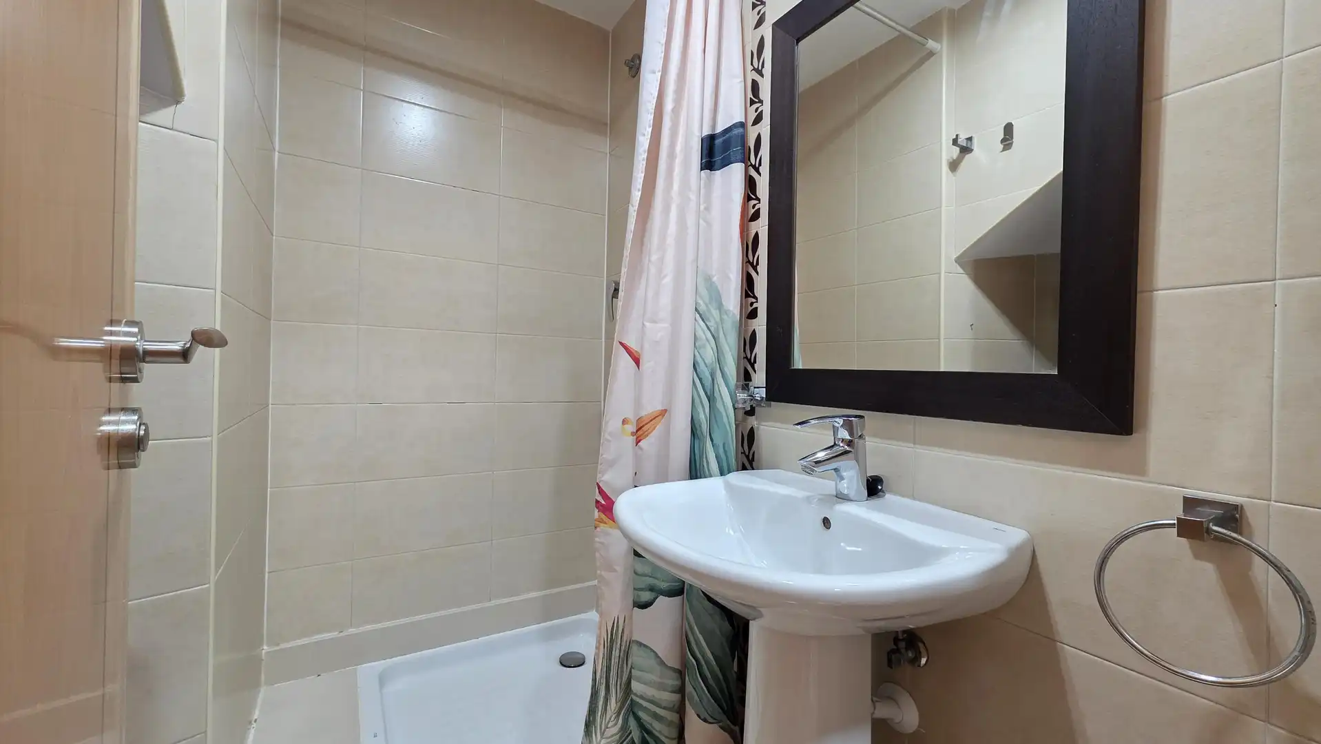 Baño de Piso en venta en Gandia con Aire acondicionado, Amueblado y Balcón